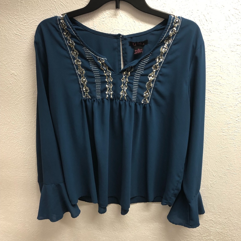 Women’s Blouse